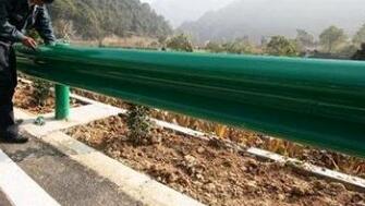 公路波形護(hù)欄板