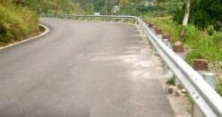 公路防撞設(shè)施
